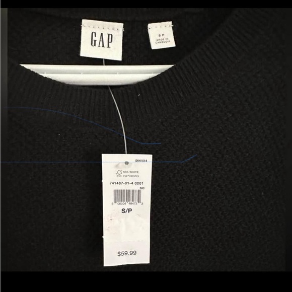 NWT Gap- Bella crew sweater - Picture 2 of 2